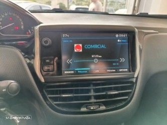 Peugeot 2008 1.2 PureTech Style - 27