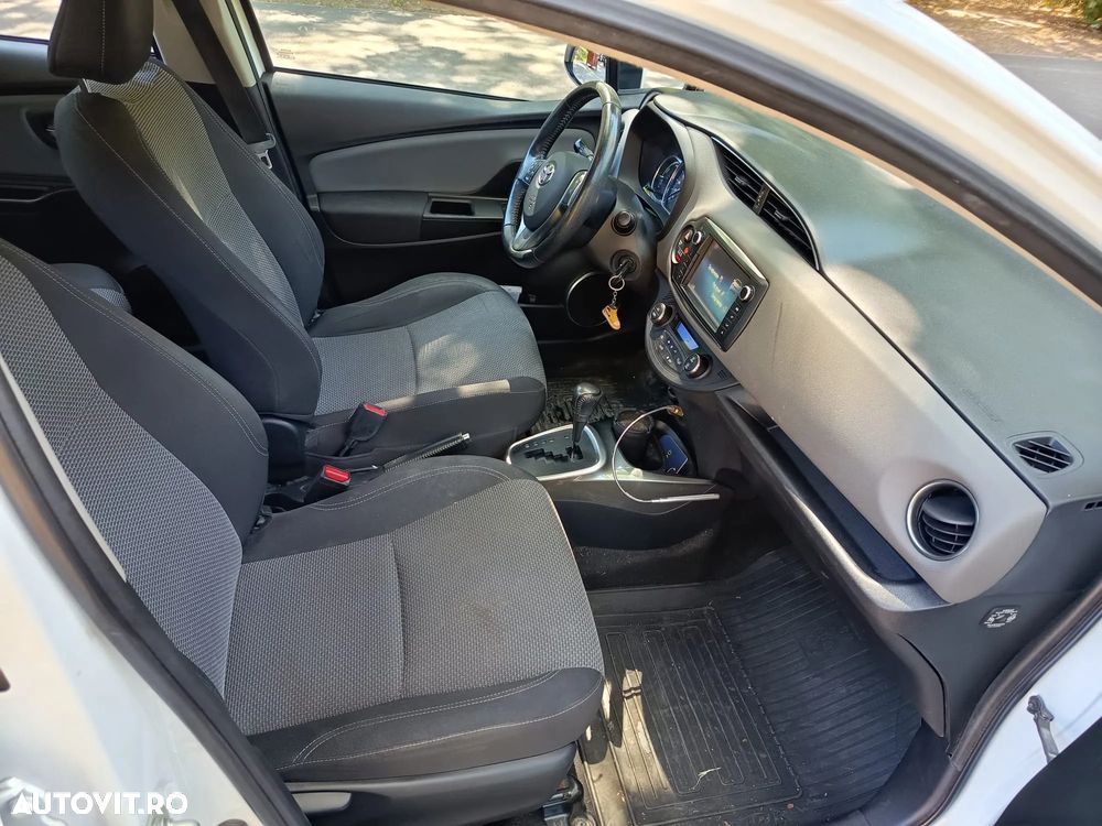 Toyota Yaris ver-1-5-l-vvt--ie-multidrive-s-active - 7