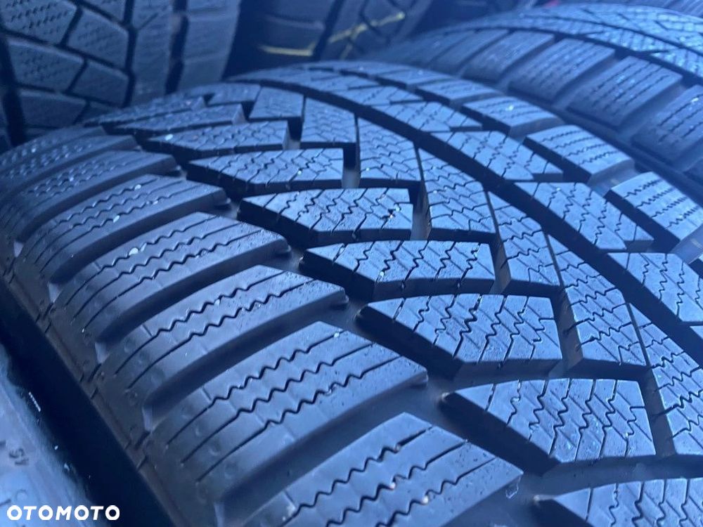 225/40r18 Continental Win TS850P_7,5mm_4szt_(3) - 8