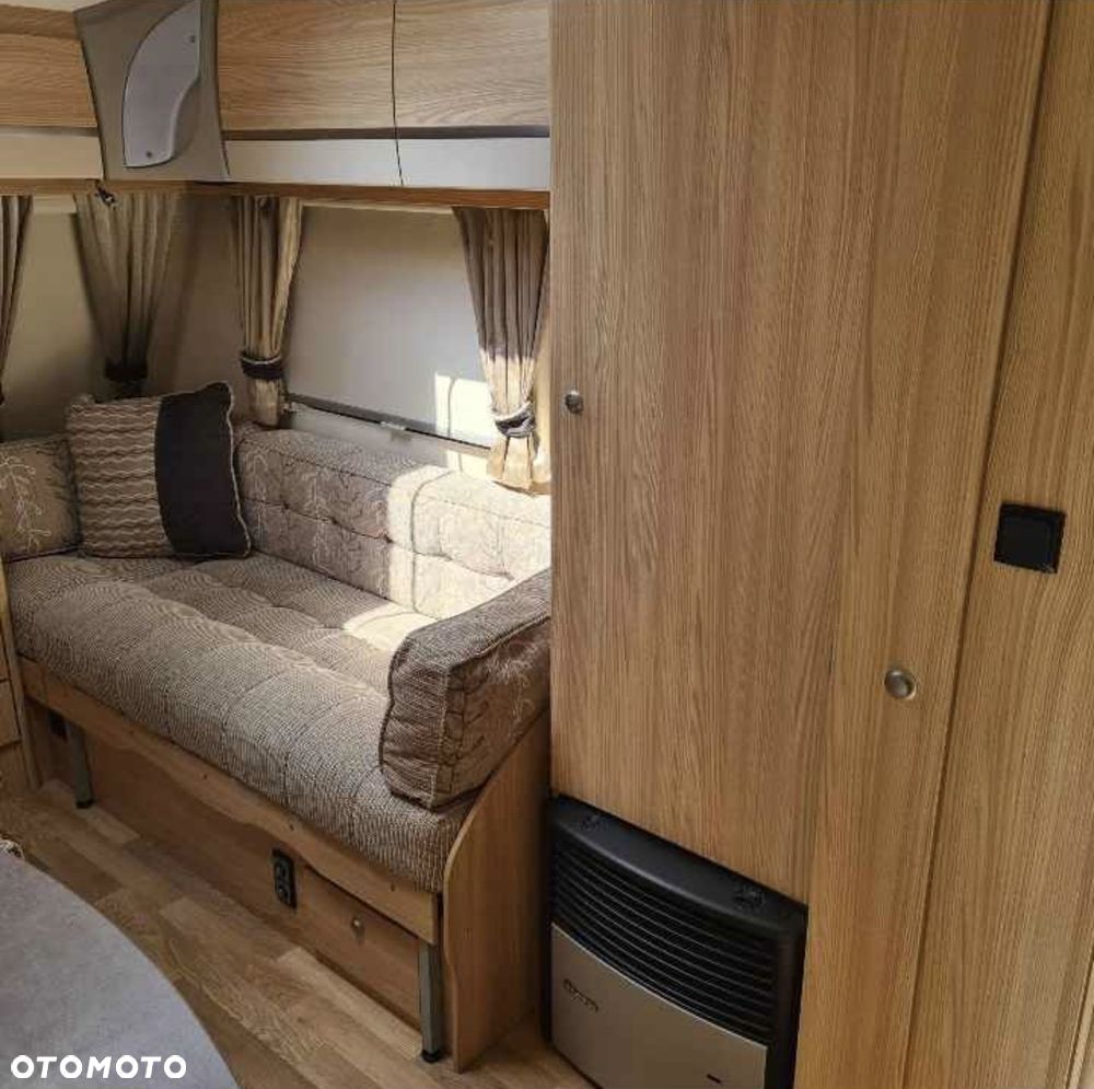 Coachman Amara 380/2 - 13