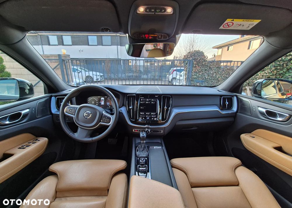 Volvo XC 60 D4 Momentum - 7