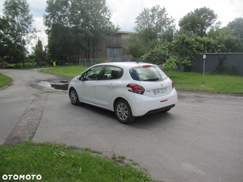 Peugeot 208 Blue-HDi 100 Stop&Start Style - 13