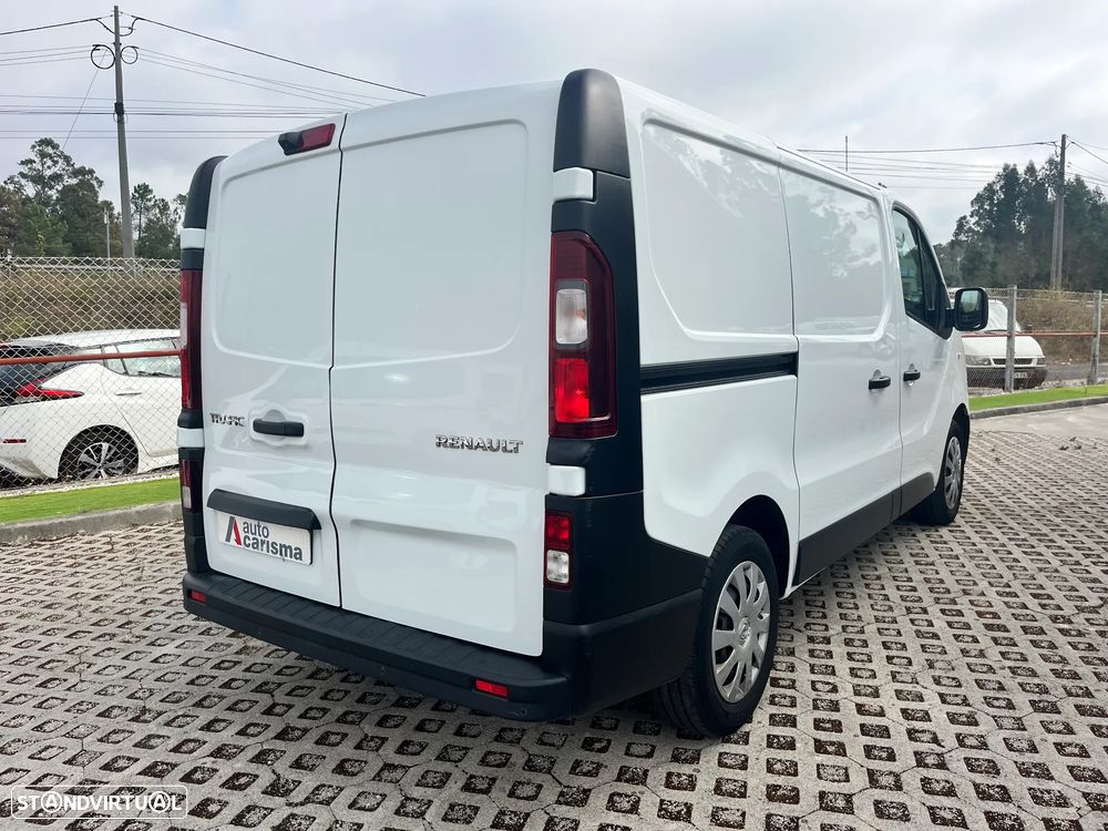 Renault TRAFIC 2.0 Dci 120cv - 6