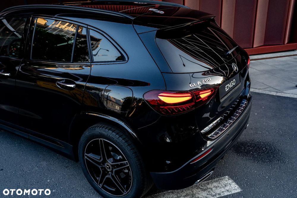 Mercedes-Benz GLA 200 mHEV AMG Line 7G-DCT - 12