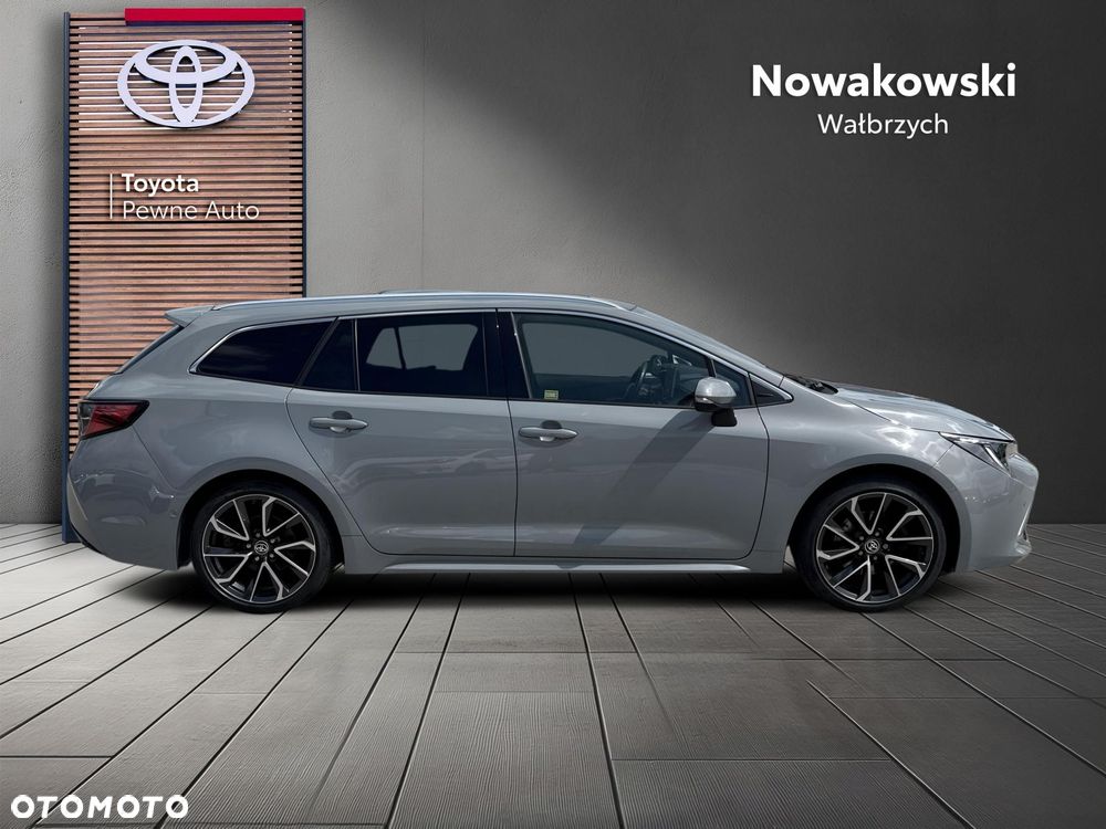 Toyota Corolla - 9