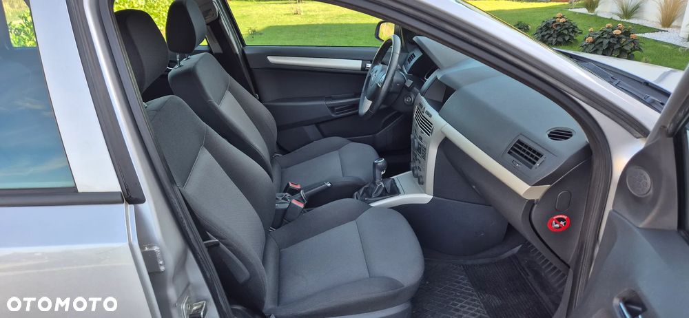 Opel Astra III 1.7 CDTI - 14