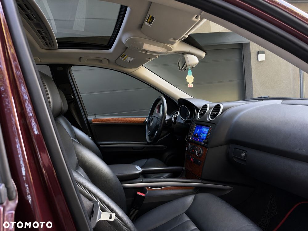 Mercedes-Benz ML 350 4Matic 7G-TRONIC Edition 10 - 33