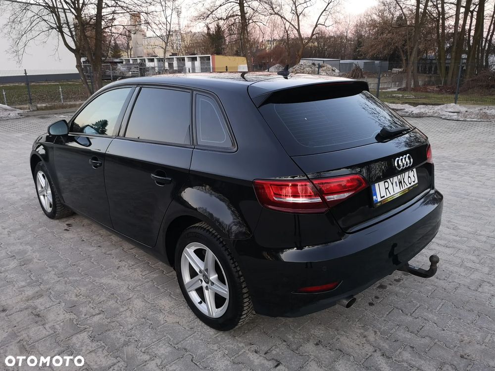 Audi A3 Sportback 1.6 TDI S tronic sport - 3