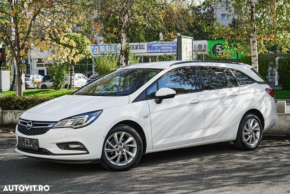 Opel Astra 1.0 Turbo Start/Stop Sports Tourer Innovation - 2