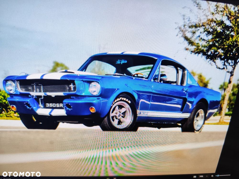 Aston Martin One-77 - 10