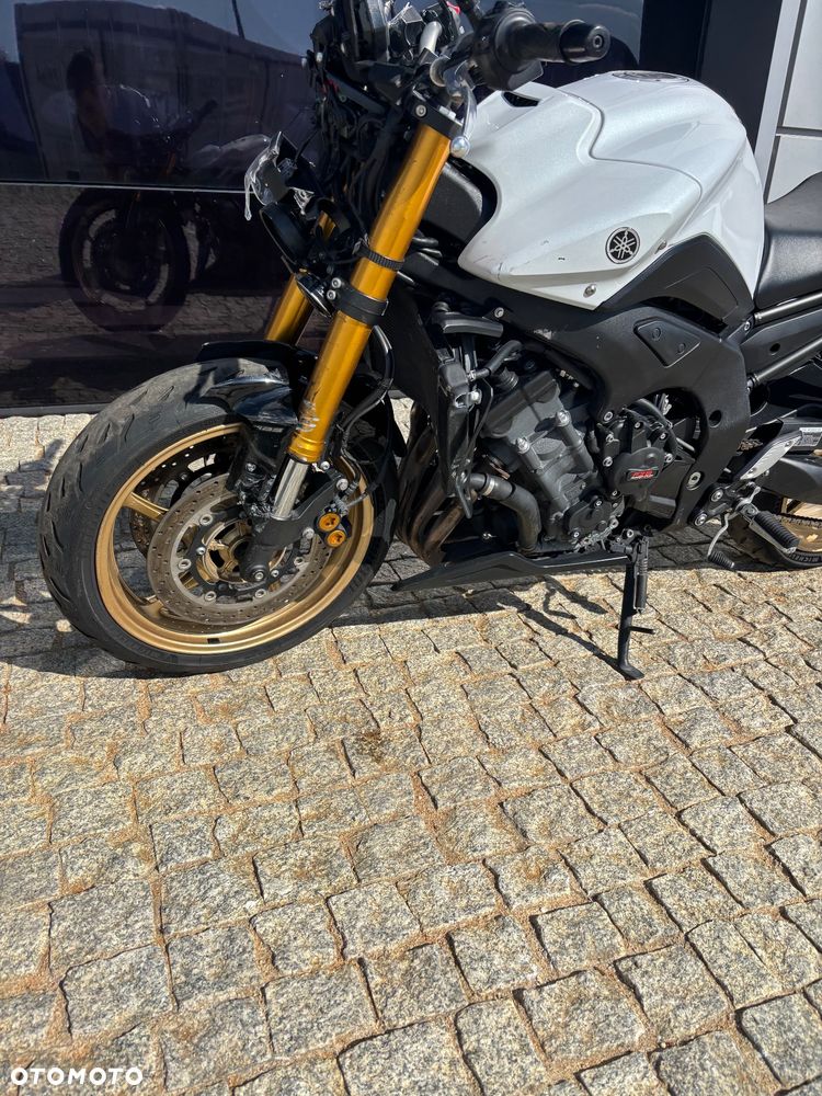Yamaha FZ - 6