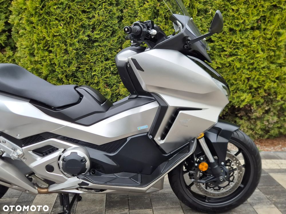 Honda NC - 9