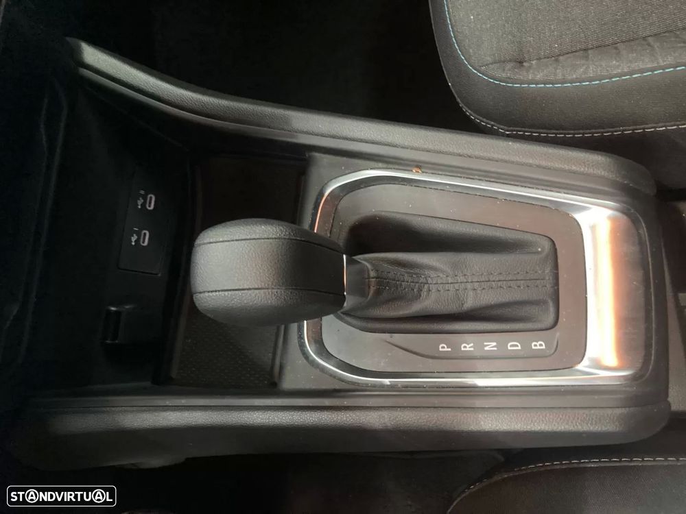 Renault Captur 1.6 E-Tech Full Hybrid Engineered - 12