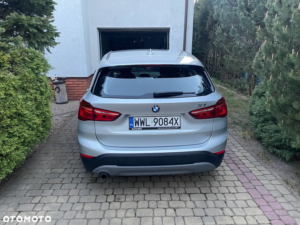 BMW X1 sDrive18d - 10
