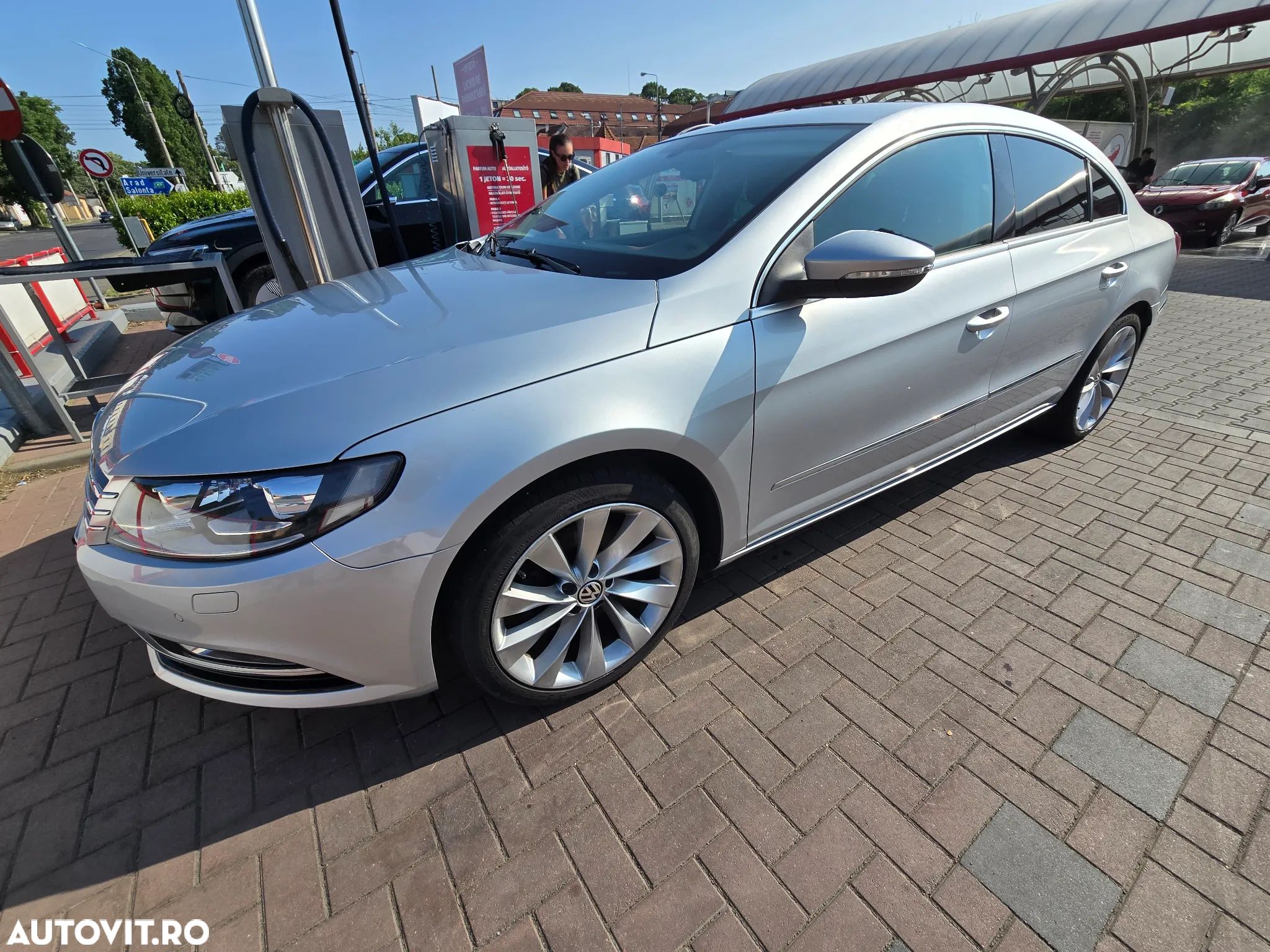 Volkswagen Passat CC 2.0 TDI BlueMotion Technology DSG - 1
