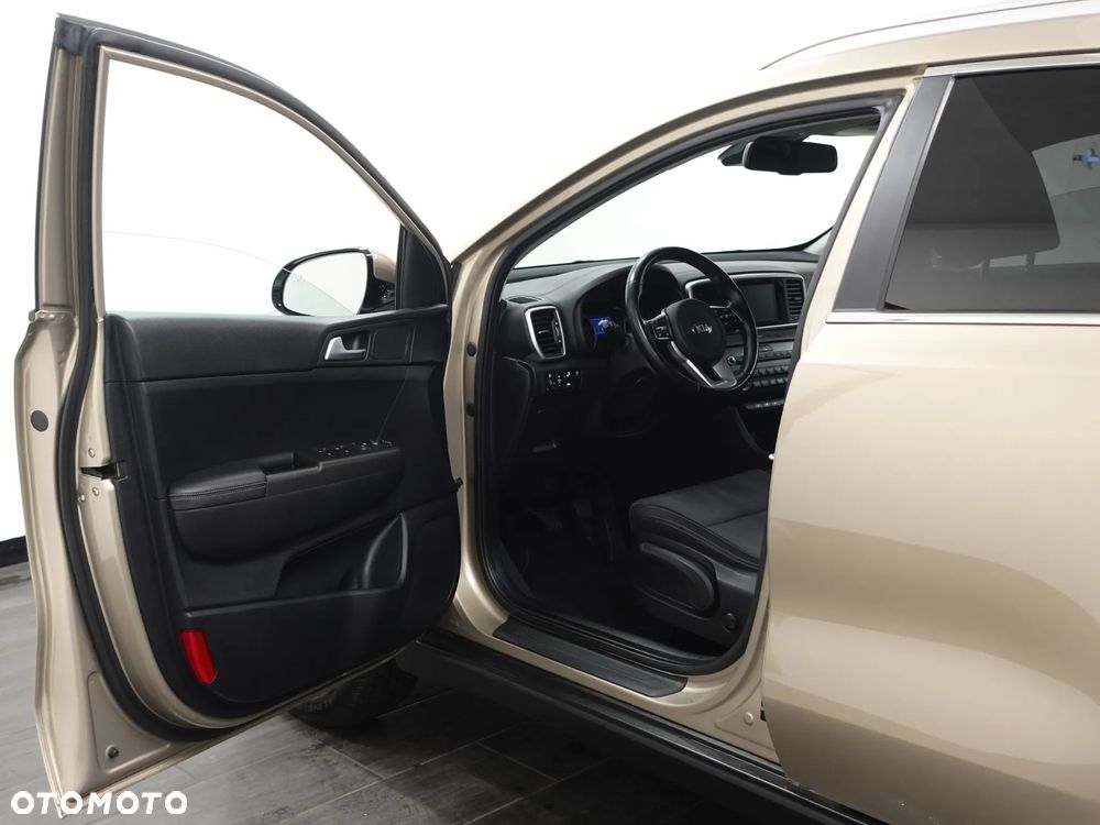 Kia Sportage 1.6 CRDI AWD SPIRIT - 15