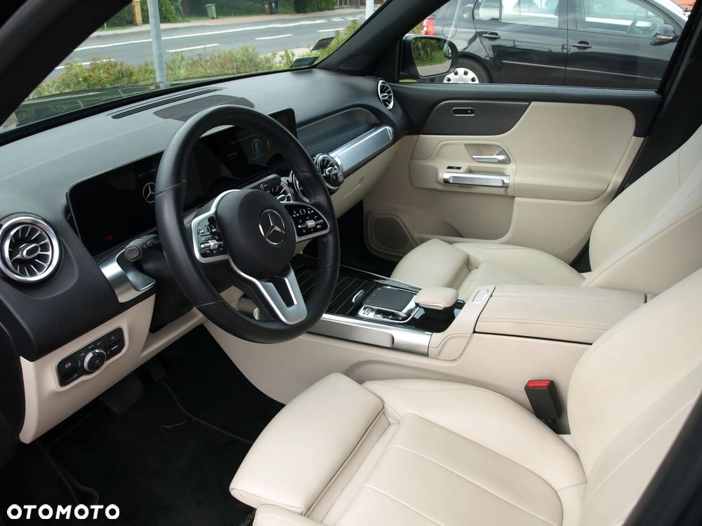 Mercedes-Benz GLB 200 Progressive 7G-DCT - 18