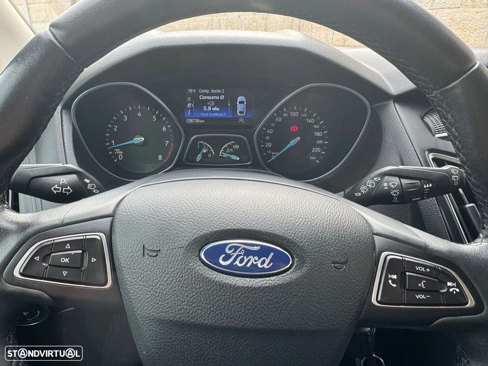 Ford Focus SW 1.0 EcoBoost S&S TREND - 8