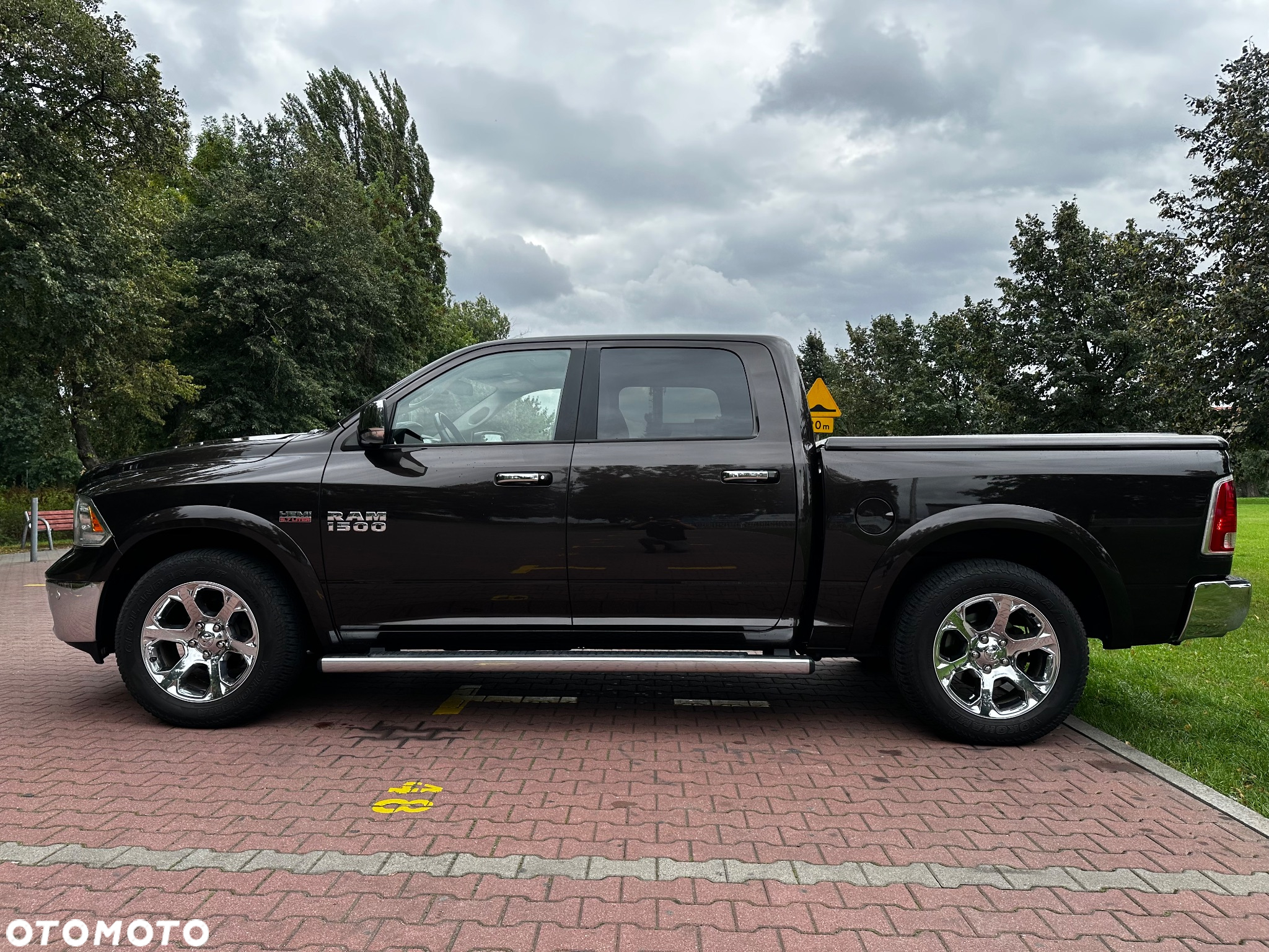 Dodge RAM 1500 5.7 4x4 - 10