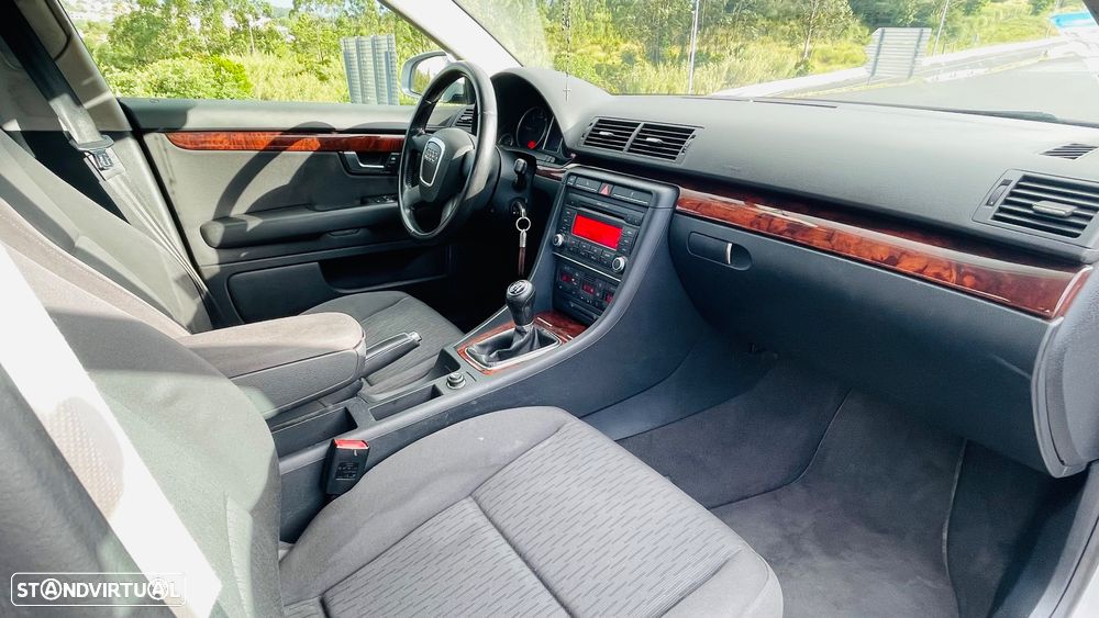 Audi A4 Avant 2.0 TDi Exclusive - 14