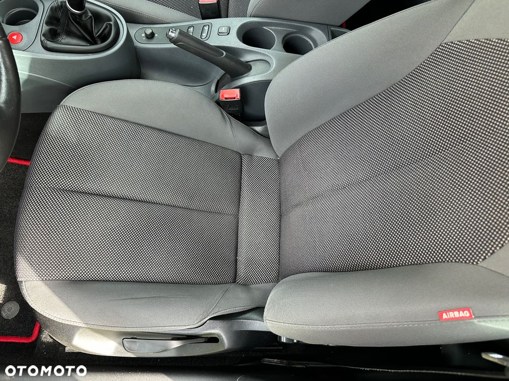 Seat Leon 1.9 TDI DPF Ecomotive Style - 13