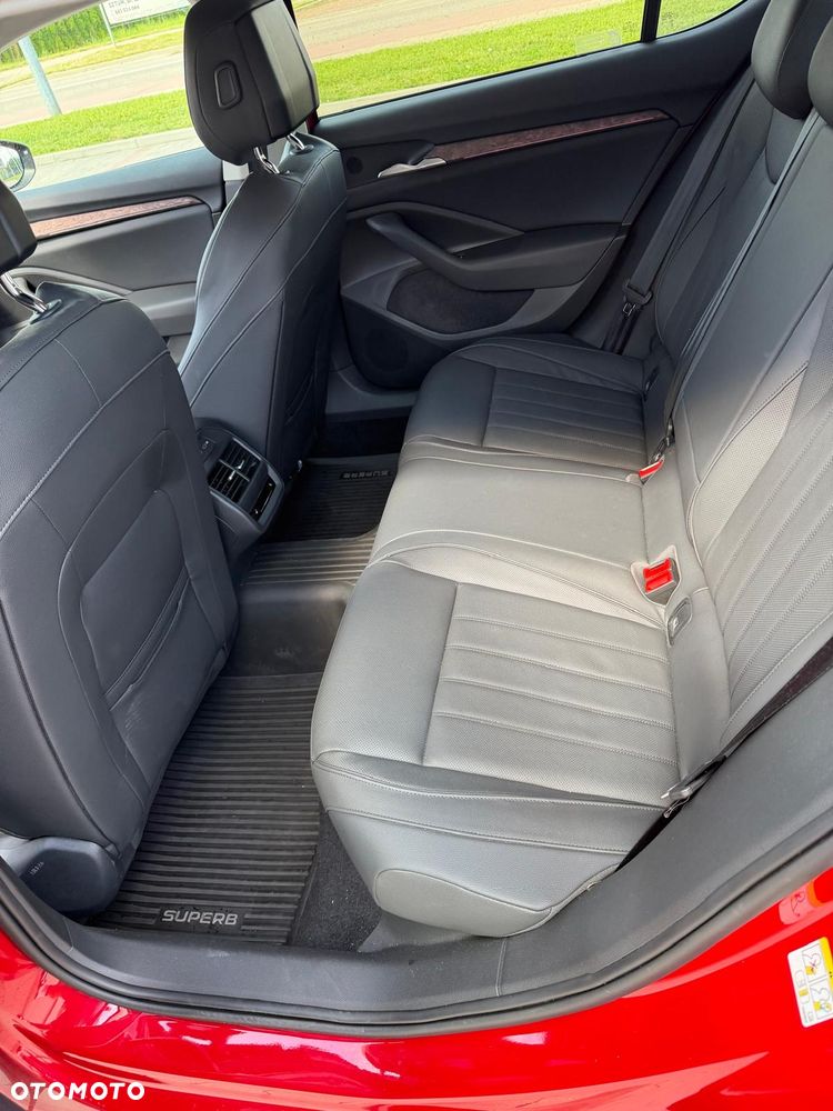 Skoda Superb 2.0 TSI 4x4 L&K DSG - 13