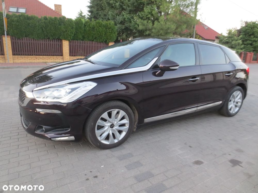 DS Automobiles DS 5 - 17