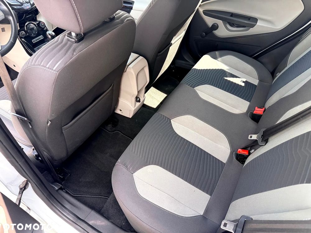 Ford Fiesta 1.0 EcoBoost Titanium - 14