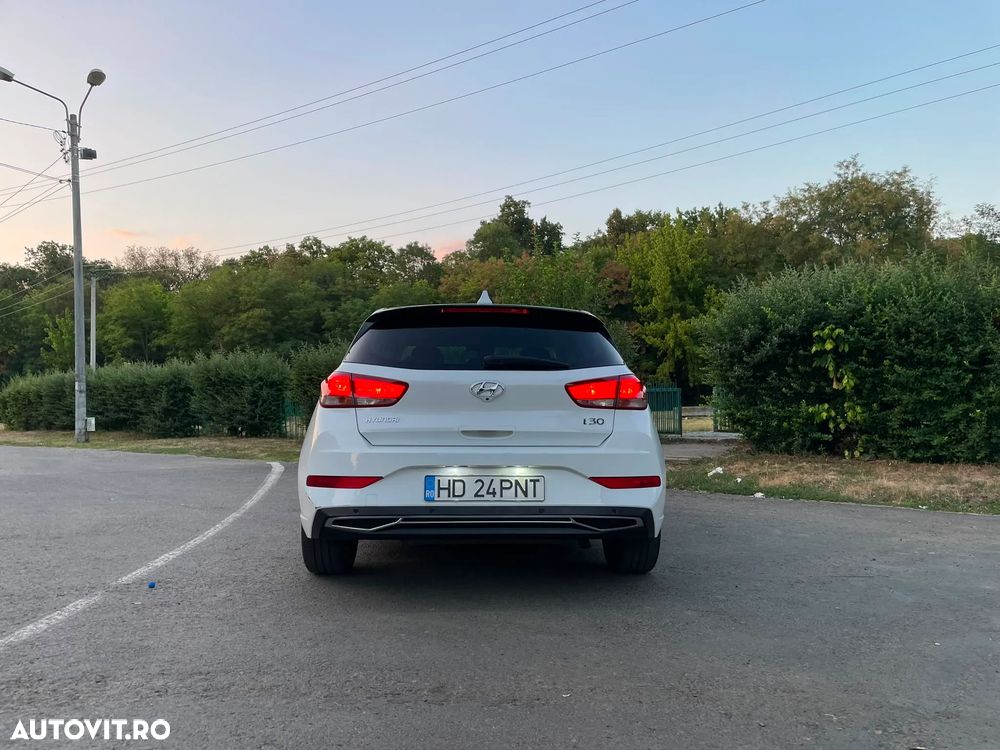Hyundai i30 1.5 110CP M/T Highway - 7