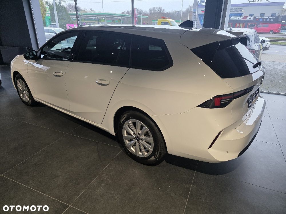 Opel Astra 1.2 T Business Edition S&S - 1