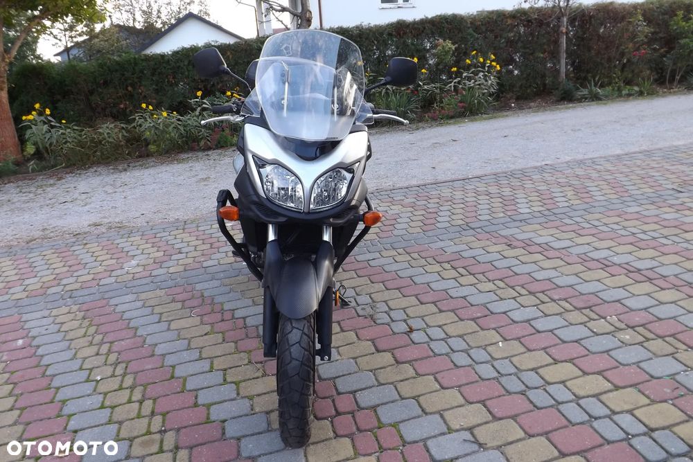 Suzuki V-STROM - 9