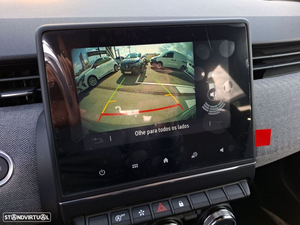 Renault Clio 1.0 TCe Techno Bi-Fuel - 22