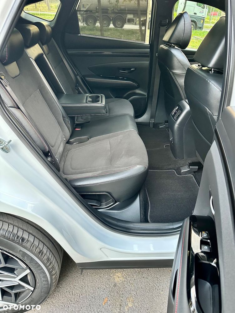 Hyundai Tucson 1.6 T-GDi 4WD N Line - 24