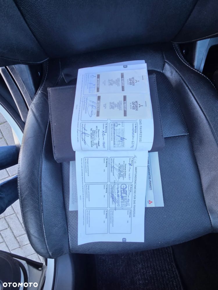 Mitsubishi Outlander 2.2 DI-D 4WD Automatik Diamant Edition - 40