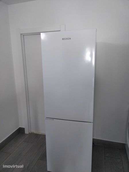 Óptimo apartamento T1 - Grande imagem: 4/6