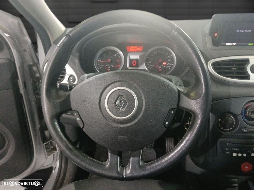 Renault Clio - 7