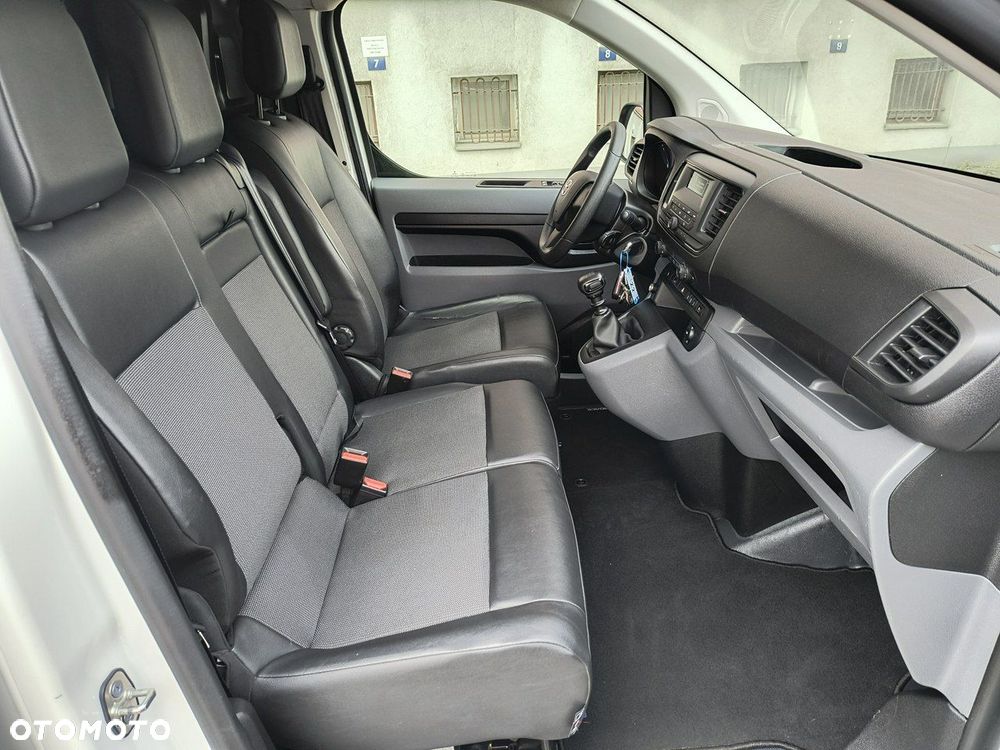 Toyota ProAce - 16