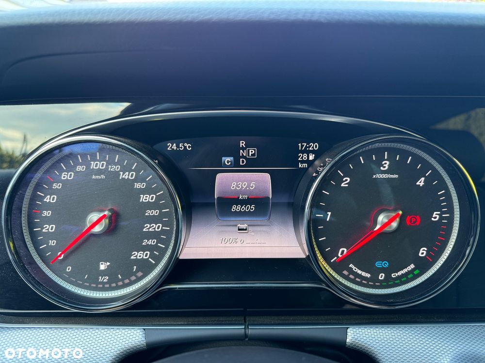 Mercedes-Benz Klasa E 300 de 9G-TRONIC Avantgarde - 38