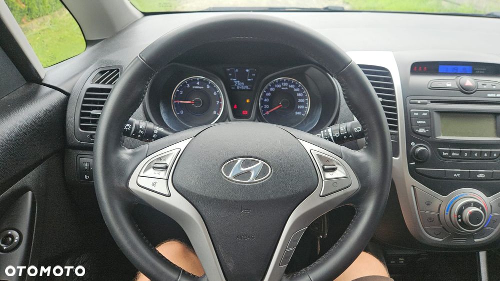 Hyundai ix20 1.6 blue Space - 14