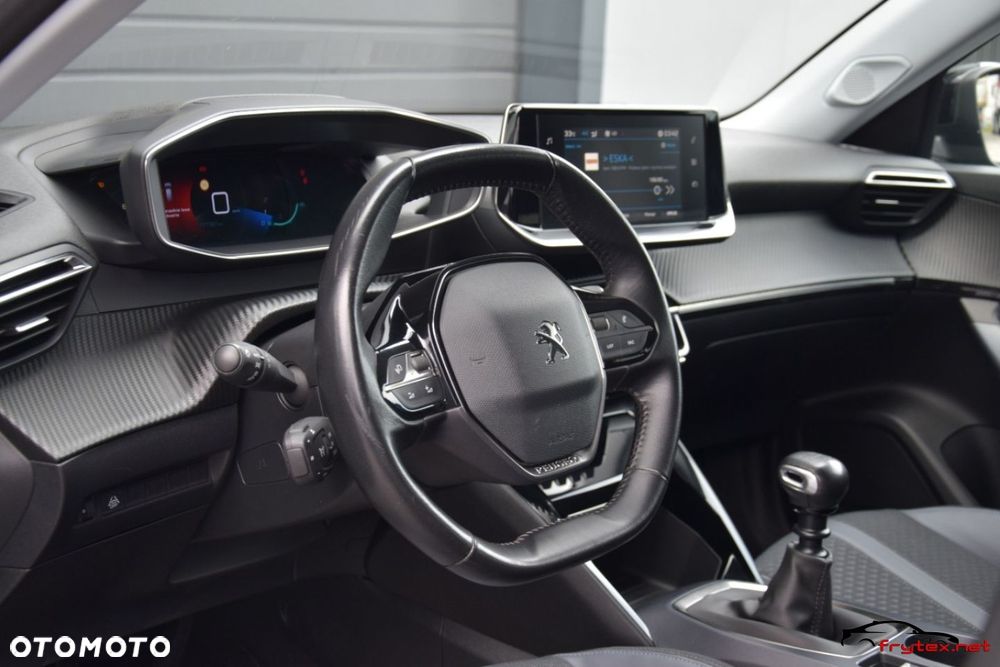 Peugeot 2008 - 17