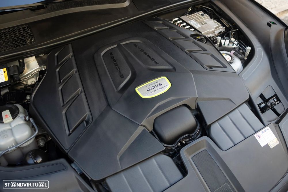 Porsche Cayenne Turbo S E-Hybrid — fotografia 6