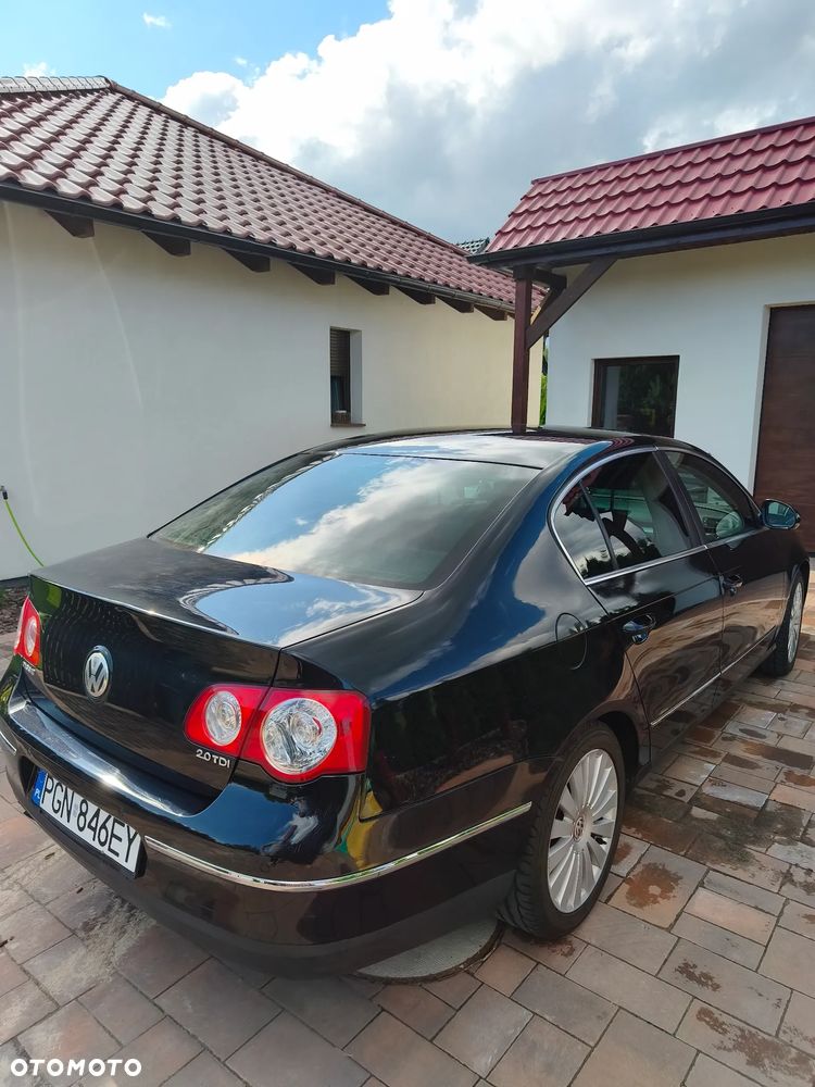 Volkswagen Passat 2.0 TDI Comfortline - 7