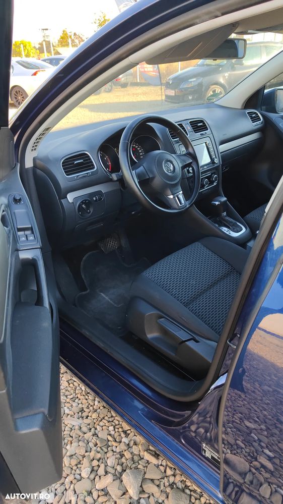 Volkswagen Golf - 16