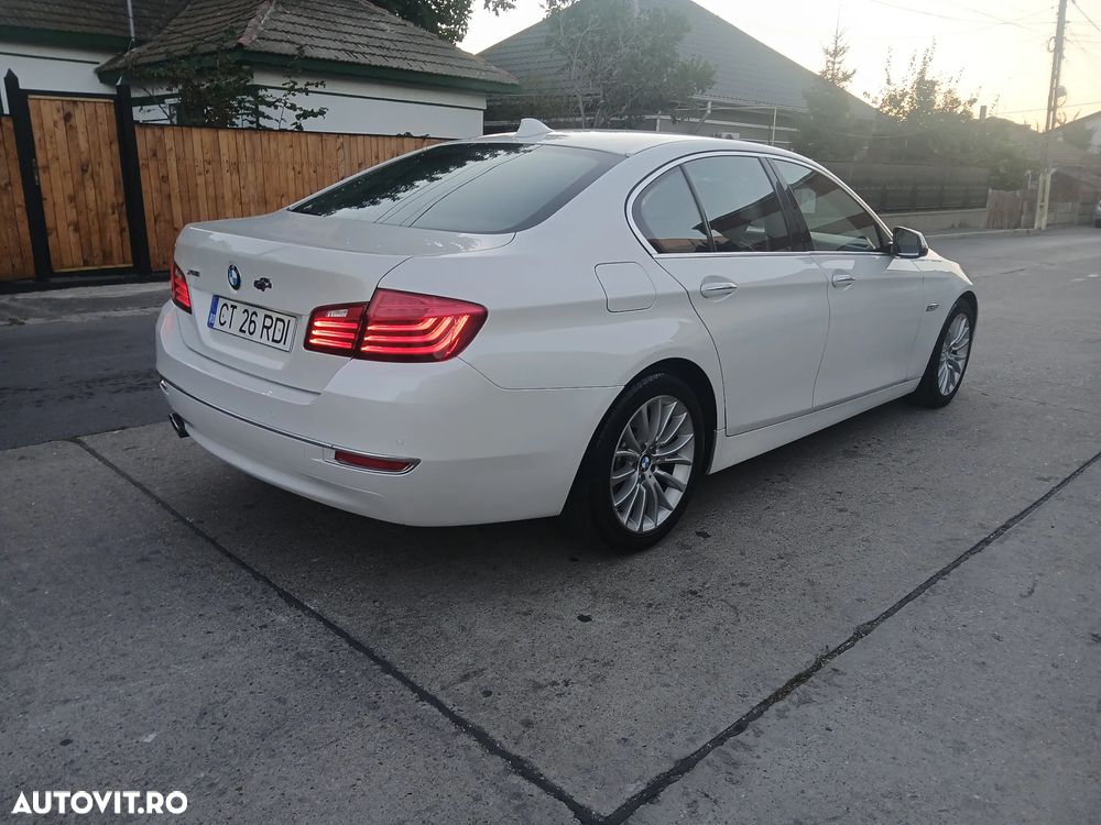 BMW Seria 5 520d Aut. Luxury Line - 6