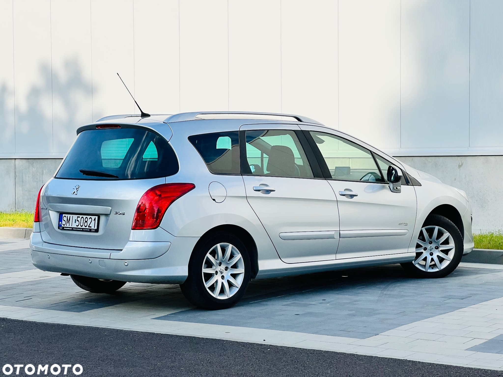 Peugeot 308 SW e-HDi FAP 115 Stop&Start Business Line Niveau 1 - 16