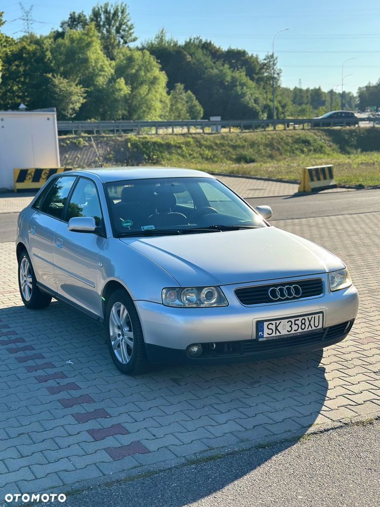 Audi A3 Sportback 1.6 Ambiente - 1