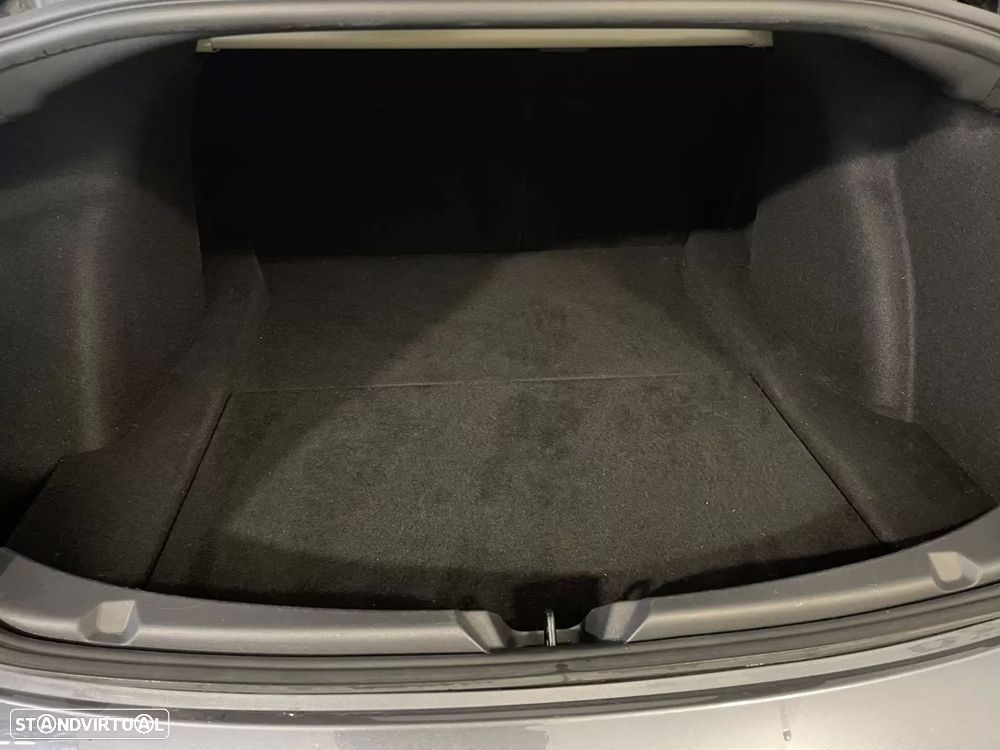 Tesla Model 3 Tração Traseira - 43