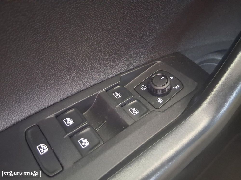 VW Taigo 1.0 TSI Urban DSG - 22