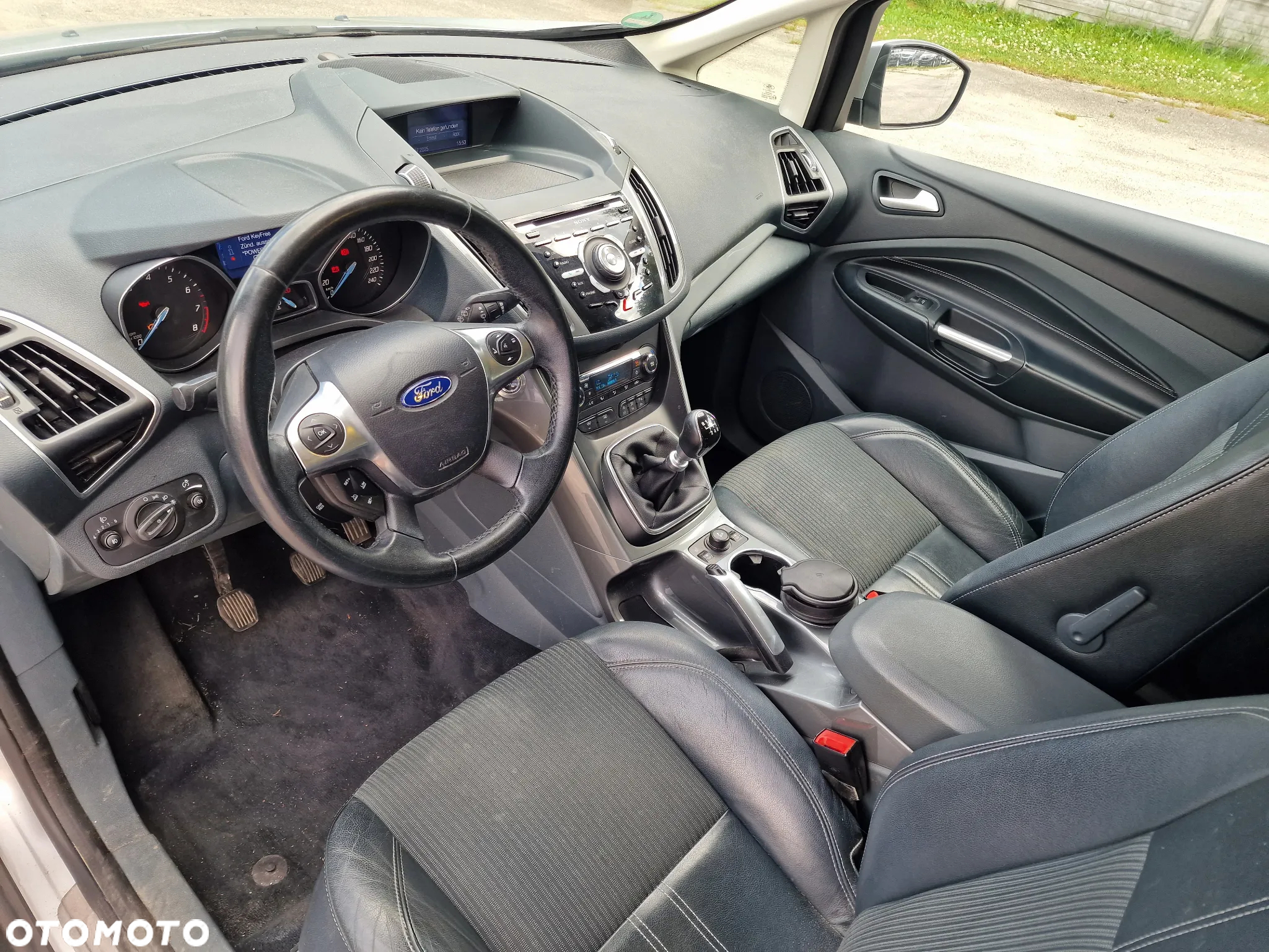 Ford C-MAX 1.6 EcoBoost Titanium - 16