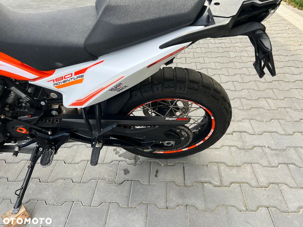 KTM Adventure - 18